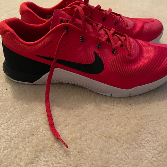 Nike Metcon 2 training shoe. Size 14. Never worn - Picture 2 of 4